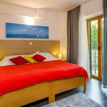Nada Apartment Krk Town