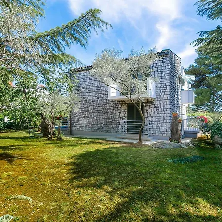 Apartment Nada Krk Town